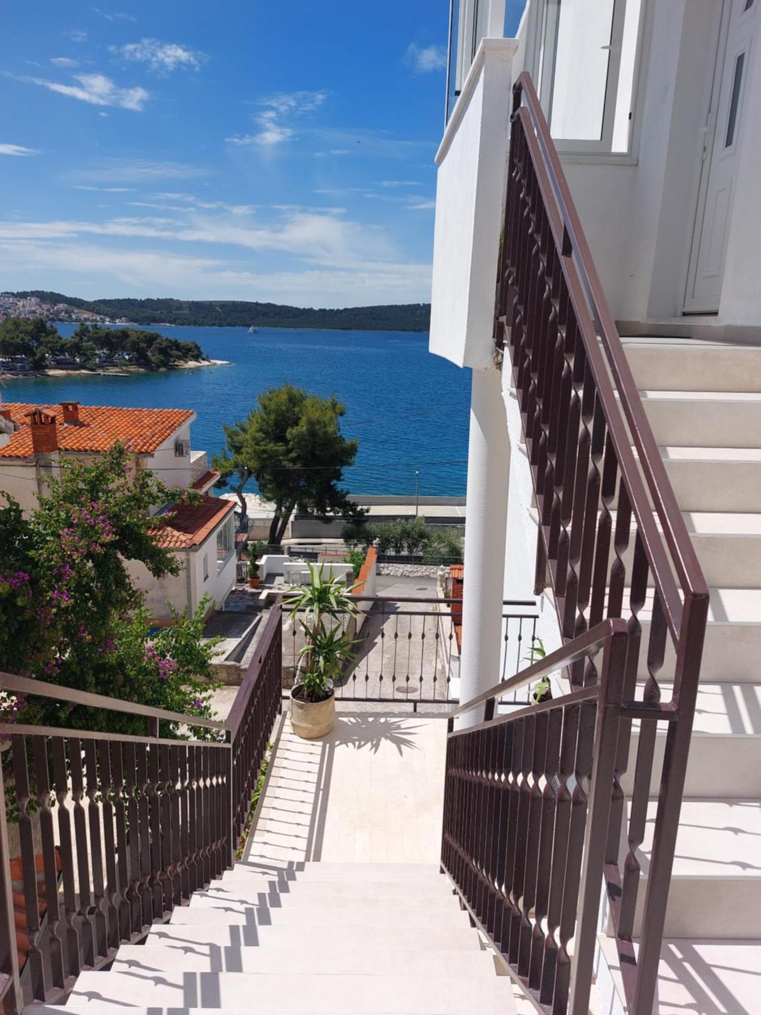 Apartment Kristina Trogir Exterior photo